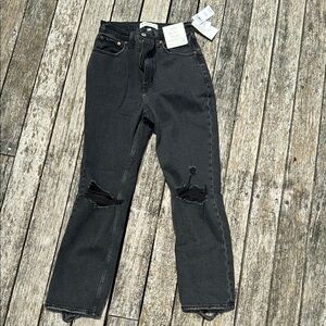 Abercrombie Curve Love Ultra High Rise Ankle Straight Jean NWT 2 regular